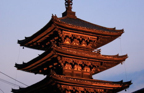 京都： 八坂の塔